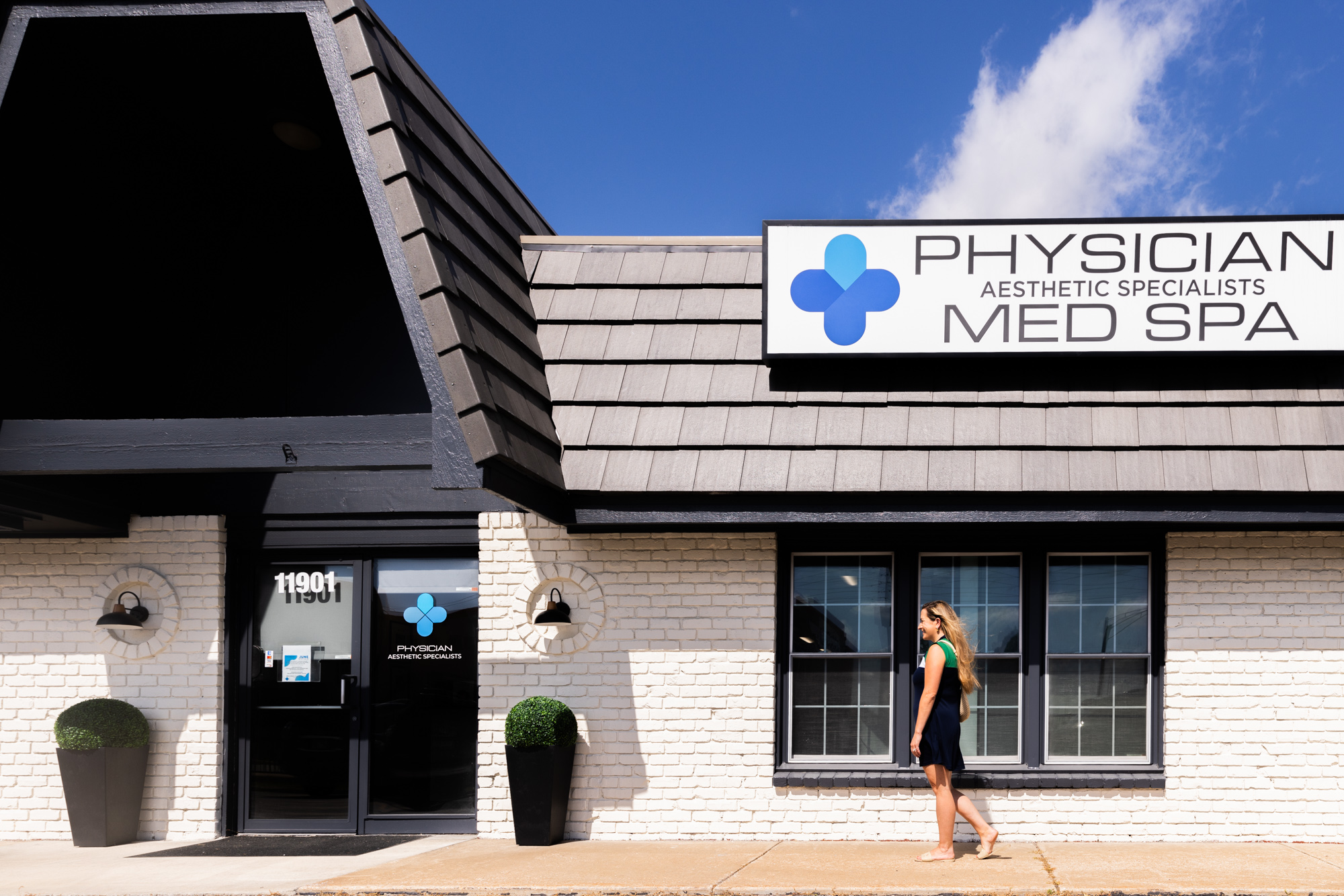 Physician Aesthetic Specialists in Lenexa, Kansas